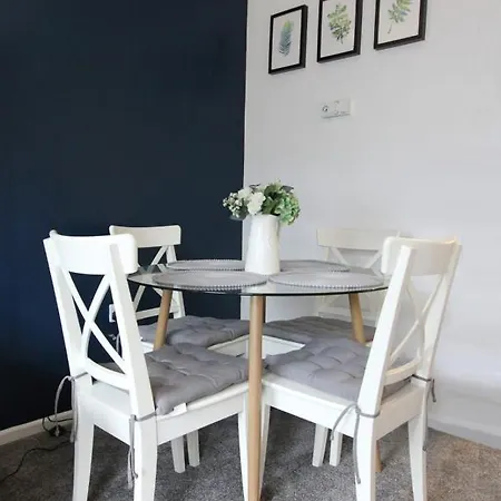 アパート Modern And Stylish 1bd Flat In